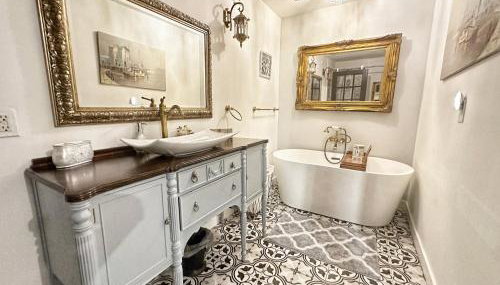 Adorable French Cottage style - 1 bedroom. - Foto 2