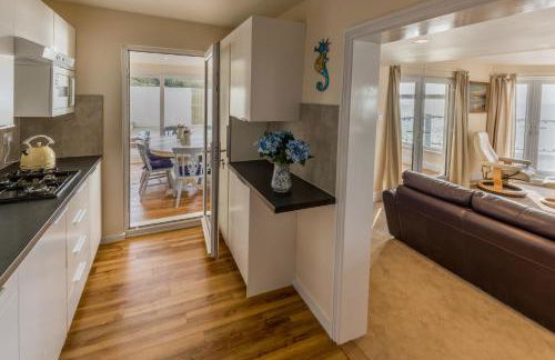 Beachside Apartment, 2 Pilots Point - Photo 19