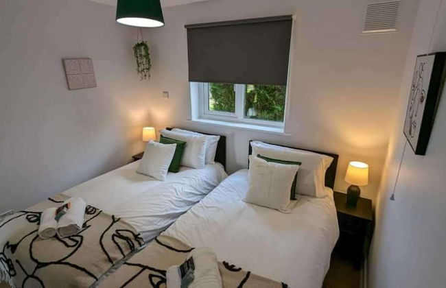 Seaside Chalet Retreat in Sidmouth - Photo 2