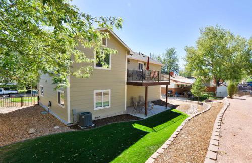 Crestview Place Family Home 2 Mins to UCCS Patio and BBQ - Foto 4