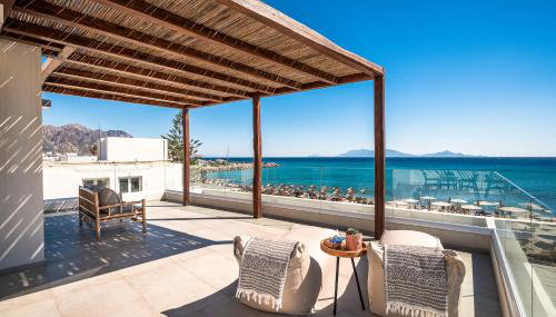 NOA BEACHFRONT SUITES - Foto 3