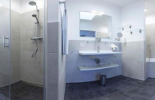 Aparthotel Waterkant Suites - Fewos am Meer mit SPA - Foto 77