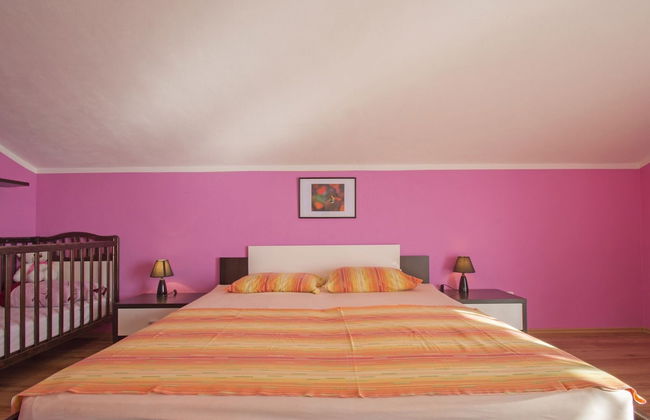 Adorable Holiday Home With Private Pool & Terrace With Barbecue - Foto 2