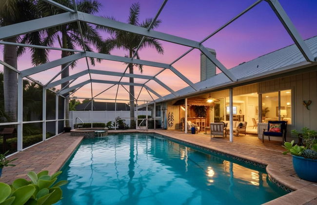 Nokomis Pool Home on the Canal - Foto 1