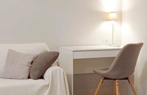 OpenView Apartment on Metro Station - Easy Parking - Foto 8