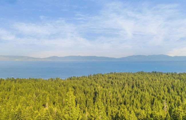 Horizon by Avantstay Stunning A-frame Cabin w/ Hot Tub, Billiards, Lake Views - Foto 37