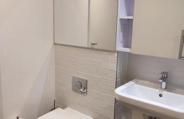 2 bedroom 2 bath 1 ensuite in Roya Asenal beautiful views & parking - Foto 30