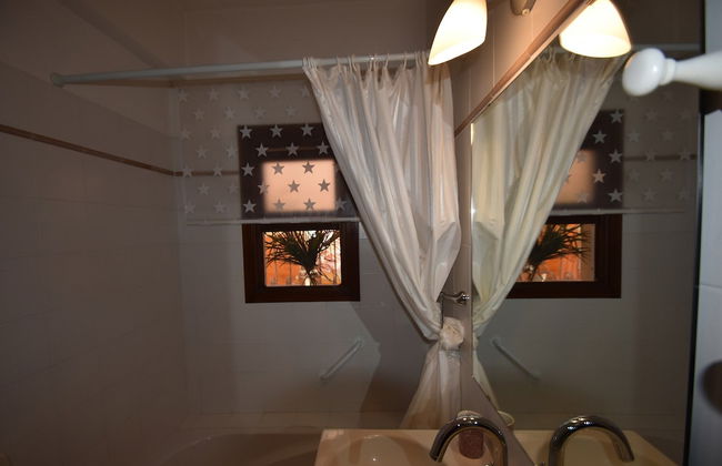 Chalet by Lake Maggiore With Garden Views - Foto 8