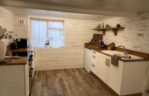 Beehive Cottage - Photo 22