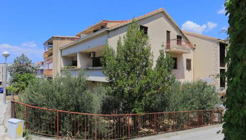 Apartments with WiFi Split - 18336 - Foto 3