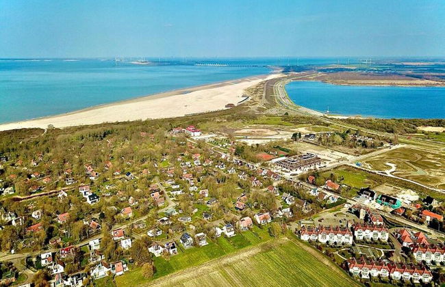 Apartment Near the Beach - Photo 30