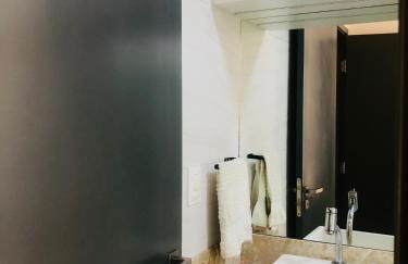 Apartamento Completo na praia com terraço privativo - 2 quartos - Photo 19