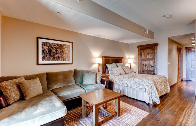 Trailhead Lodge - Photo 13