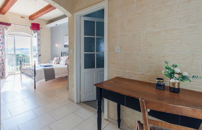 Twilight Gozitan Farmhouse With Pool - Foto 14