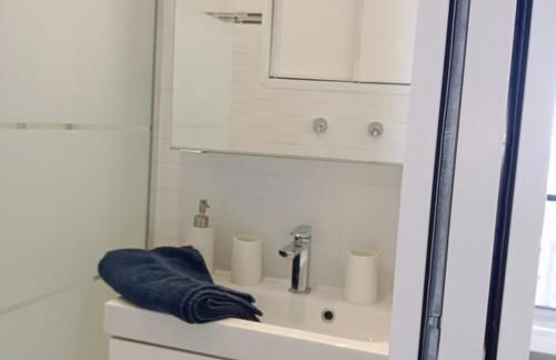 Superbe T2 parking wifi climatisé face Mer et Piscine - 4 Etoiles - Foto 9