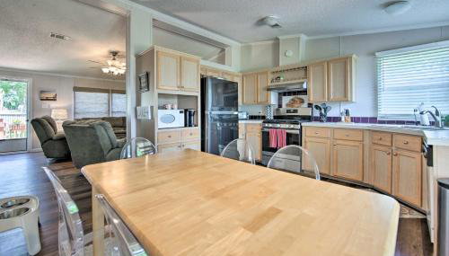 Lakefront Mabank Gem with Sunset Views Pets Welcome - Foto 2