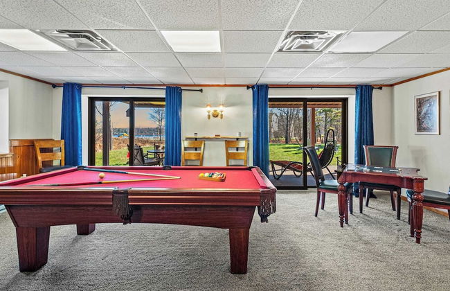 Lake View Retreat Avantstay Entertainer's Home Yard, Deck, Game Room - Foto 2