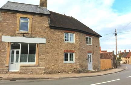 Flexible Accommodation - Newly renovated characterful cottage - Photo 5