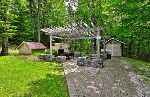 Fun In Fun Out Ski Home - Upper Unit, Renovated 3BR-2BA, Hot Tub, Close to Resort - Foto 36