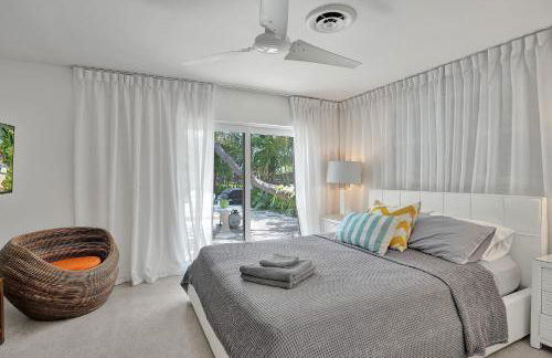 New! Waterfront Heated Pool, Fishing Pier, Designer Touches, 2mi to Beach - Photo 31