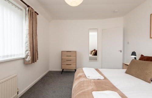 Stunning two bedroom house close to Durham and A1 - Photo 18