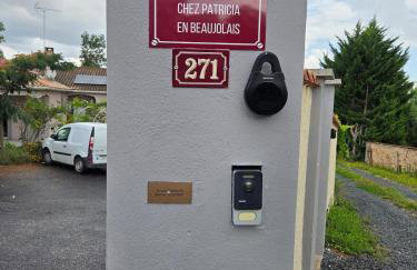 Chez Patricia en Beaujolais - Foto 35