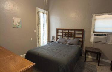 Gorgeous Remodeled 2 Bedroom - Foto 27