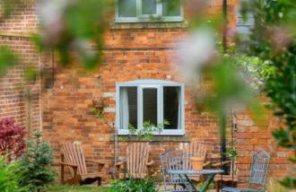 Pear Tree Cottage in the Cotswolds - Photo 33