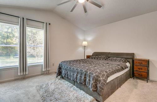 Easy I-20 Access to ATL Suburban Retreat with Yard - Foto 13