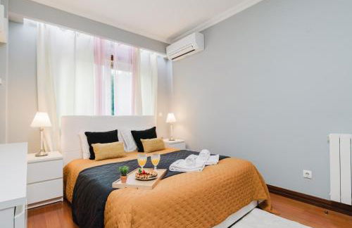 Elegant Riverfront Flat | Pool & Sports by Host Wise - Foto 19