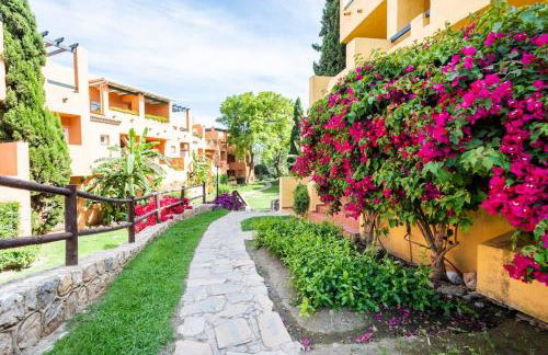 Apartamento en Marbella Guadalmina primera linea de campo de golf Los Cartujanos - Photo 41