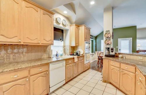 PRIVATE POOL w/Full Amenities by BLD & Joe Pool LK - Foto 22