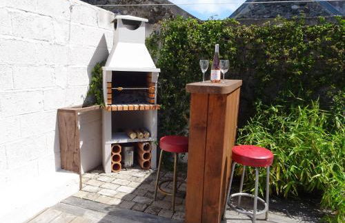 Stone House in Bricqueville Near Sandy Beach - Foto 28