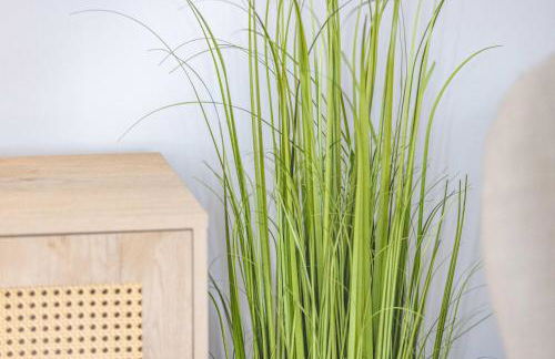 Spacious 4 Bed - Near Uxbridge, Heathrow & PARKING - By Tempstay - Foto 13