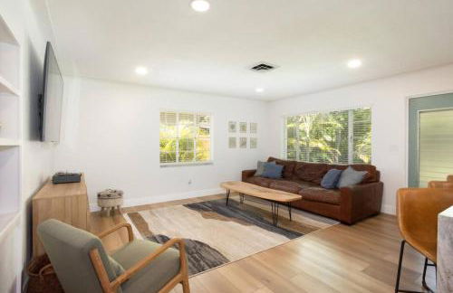 POOL Fenced Yard Shuffleboard Court - Foto 7