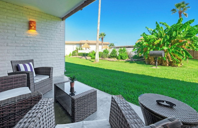 Beach Boardwalk Access Pool + Remodeled Interior Tropical Haven by Avantstay - Photo 109