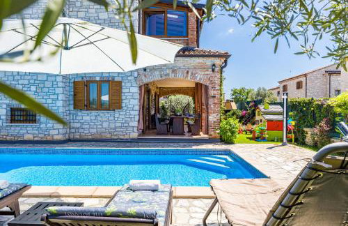 Villa San Andrea - ideal for families, 8 adults, 2 children up to 5 years, 1 children up to 1 years - Foto 1