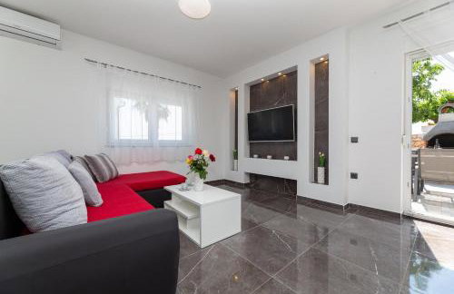 Villa Mia - Photo 13