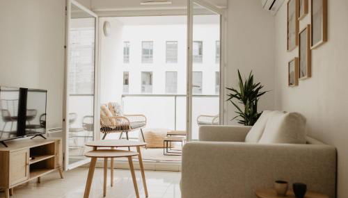 Bel appartement climatisé avec place de parking - Foto 2