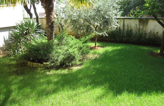 Six Person Apartment With 2 Bedrooms Near the Beach in Pjescana Uvala - Foto 1