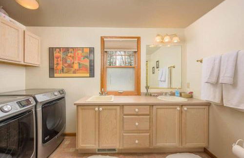 Lake House Family Vacation - Sleeps 12 Dock Kayaks Paddle Boards - Foto 13