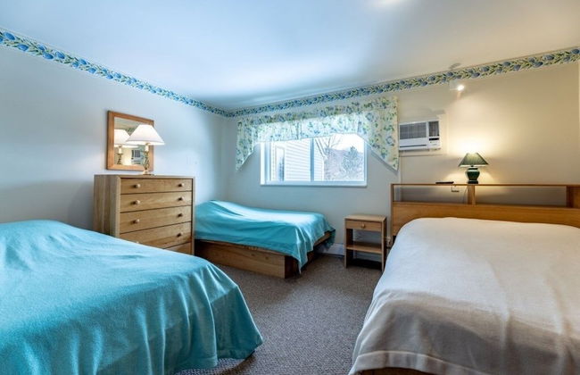 4br Private Townhouse At Smugglers' Notch Resort 4 Bedroom Condo - Photo 5