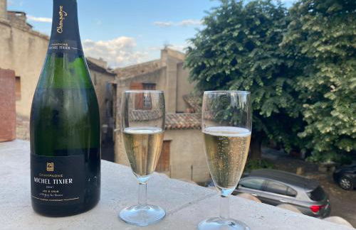 L'Exquishette de Lourmarin, un nid sur les toits. - Foto 28