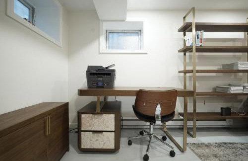 Central Square Studio with Off-Street Parking - Photo 4