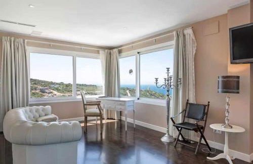 LUJOSA VILLA PISCINA 25 METROS SUIT 60m2 SPA SAUNA - Foto 28