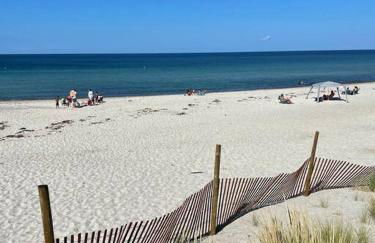 56Beachway-Private beach Refreshed in 2022 Cozy - Foto 37