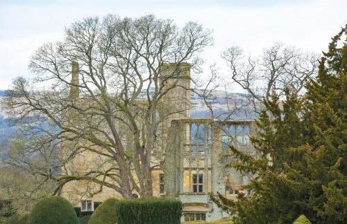 The Organic Cotswolds Cowshed - Photo 43