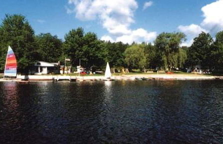 Inviting Camping Cabin for a Family Getaway in Wells, Vermont - Foto 9