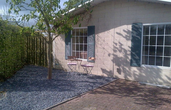 Holiday Home on Waterfront in Zeeland - Foto 1