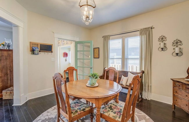 1893 Classic 4 Blocks From Great Dining & Shops - Photo 15